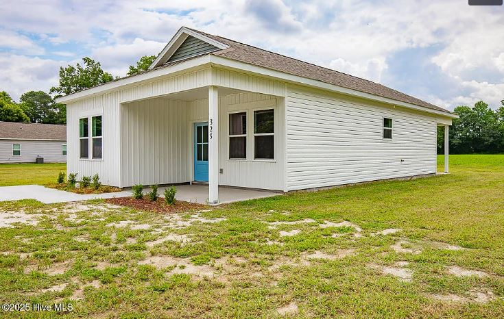 A Fresh Take on Cottage Living: New Construction in Vanceboro, NC